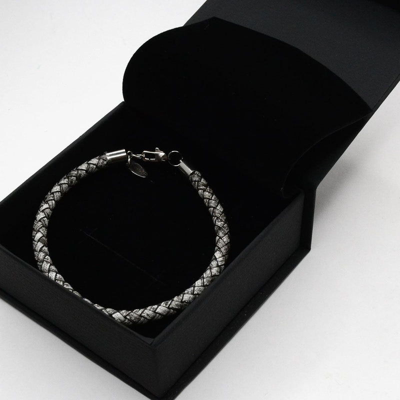 Pulsera gris de cuero trenzado - DiversoMen